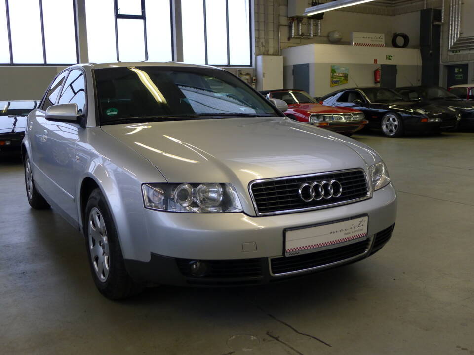 Image 20/35 of Audi A4 2.0 (2001)