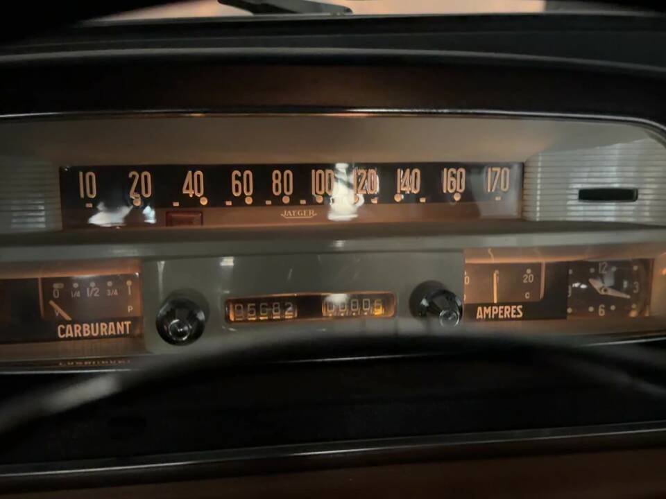 Image 40/40 of Peugeot 404 Break (1965)