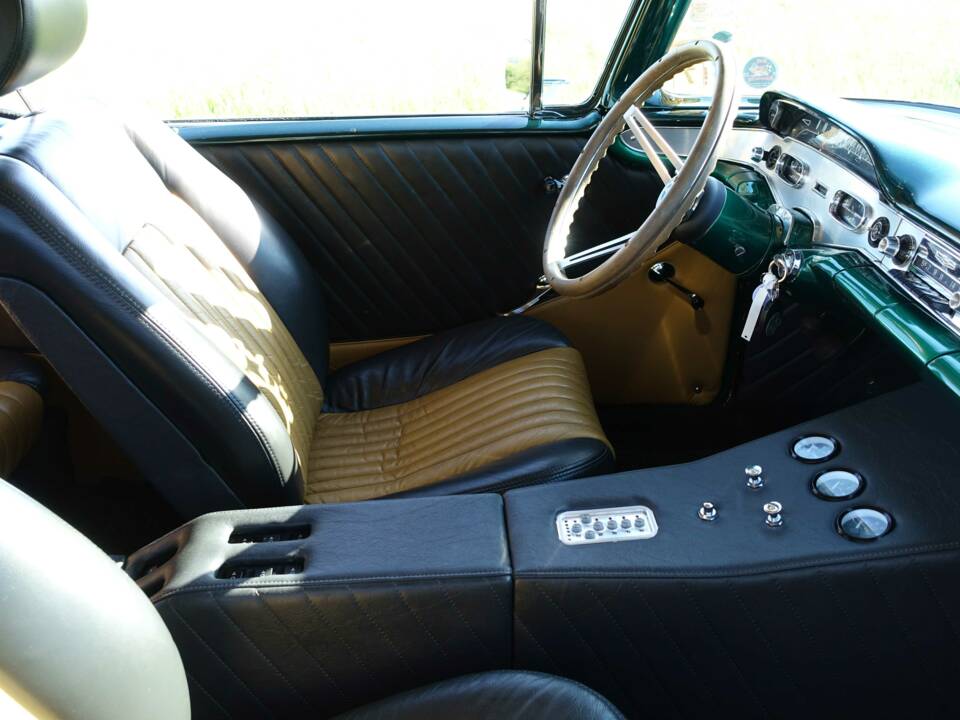 Image 33/42 of Chevrolet Bel Air Coupe (1958)