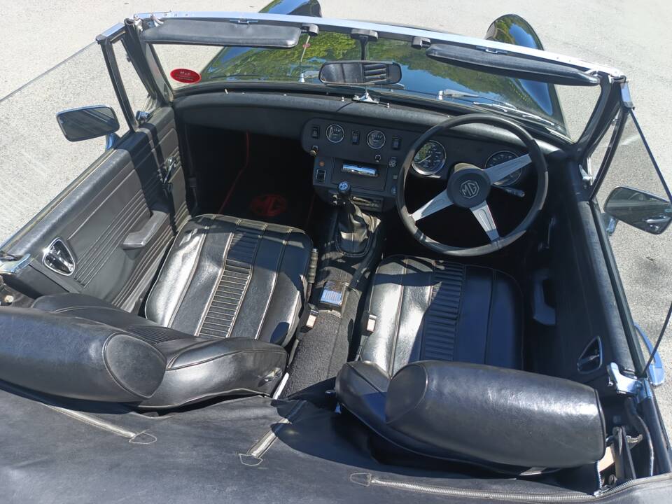 Image 18/29 of MG Midget 1500 (1979)