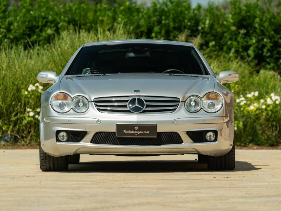 Image 10/50 of Mercedes-Benz SL 65 AMG (2005)