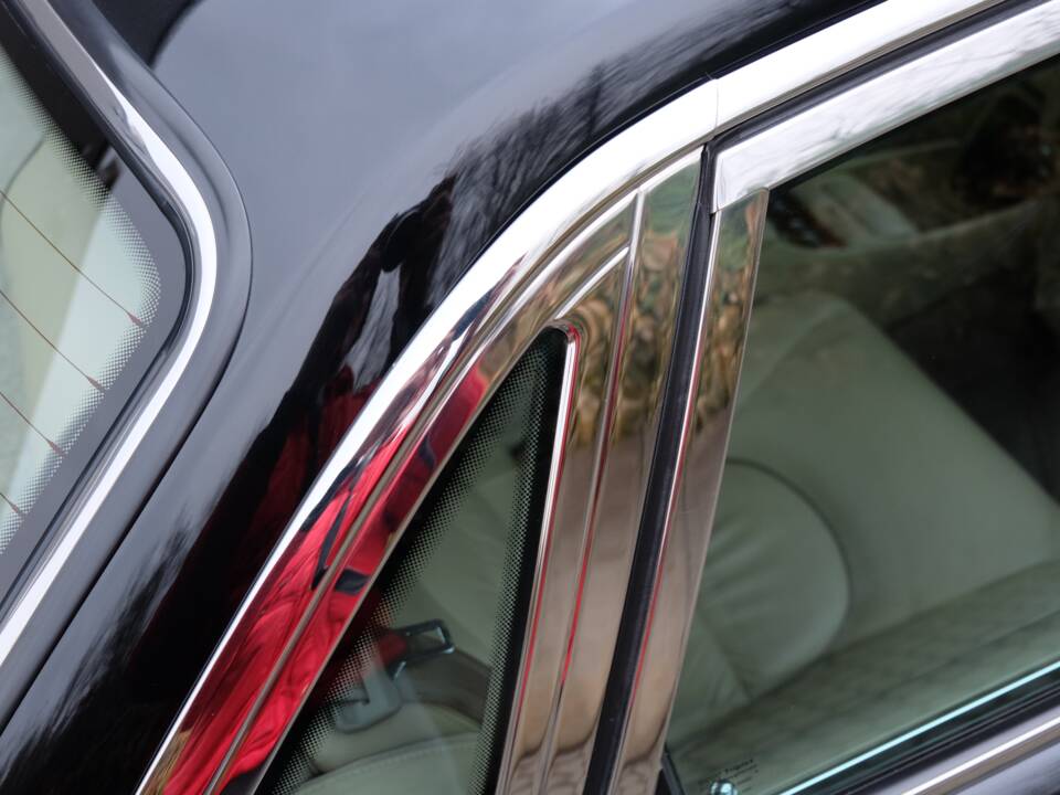 Image 54/60 de Daimler Super V8 (2000)