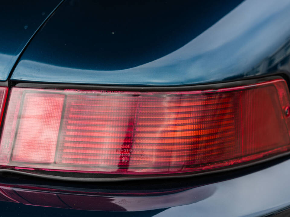Image 23/87 of Porsche 911 Turbo 3.3 (1991)
