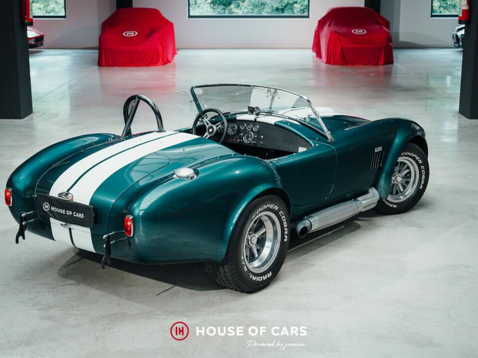 Imagen 7/25 de AC Cobra 427 (1965)