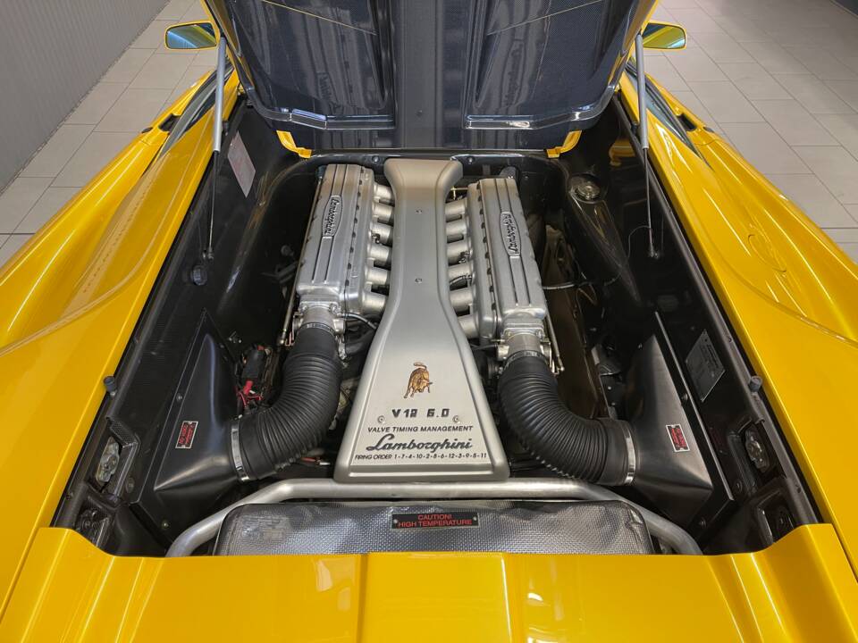 Image 12/20 of Lamborghini Diablo VT 6.0 (2001)