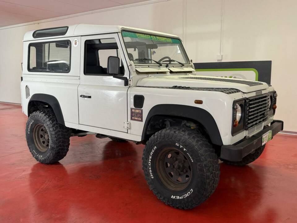 Image 8/27 of Land Rover Defender 90 Td5 (2000)