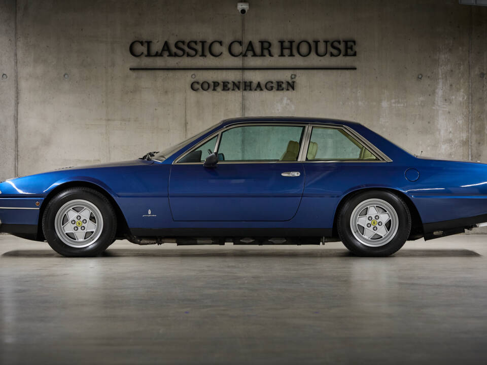 Imagen 2/100 de Ferrari 412 (1986)