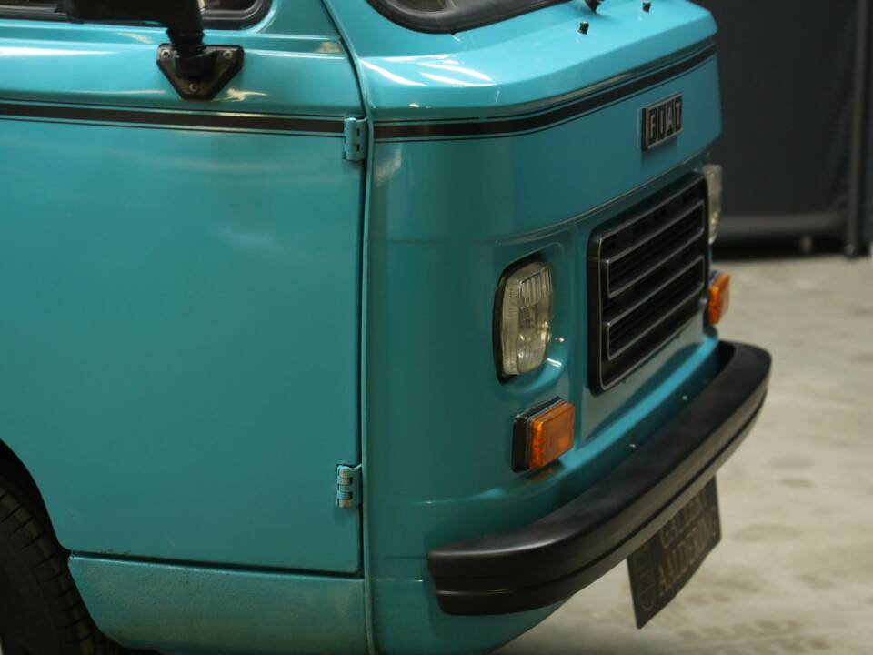 Image 43/50 of FIAT 900E (1980)