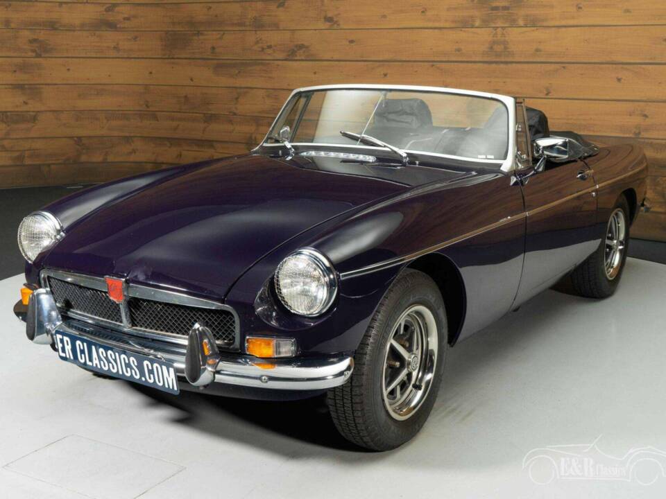 Image 4/19 of MG MGB (1973)
