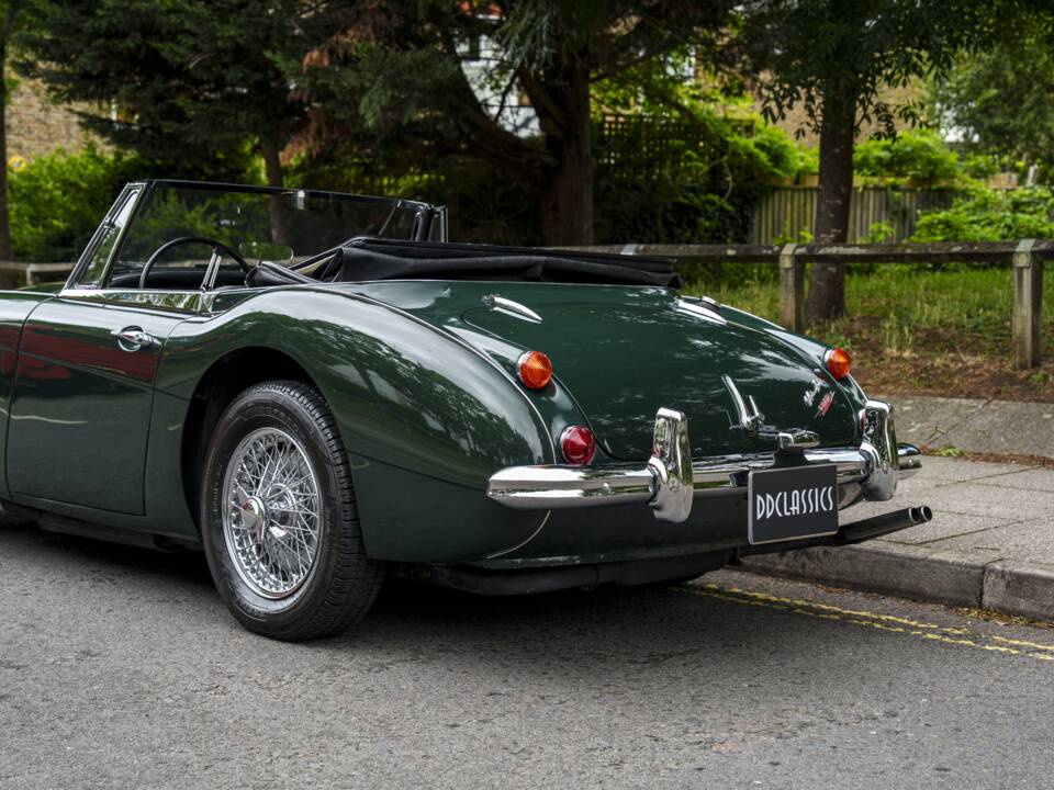 Image 17/29 of Austin-Healey 3000 Mk III (BJ8) (1967)