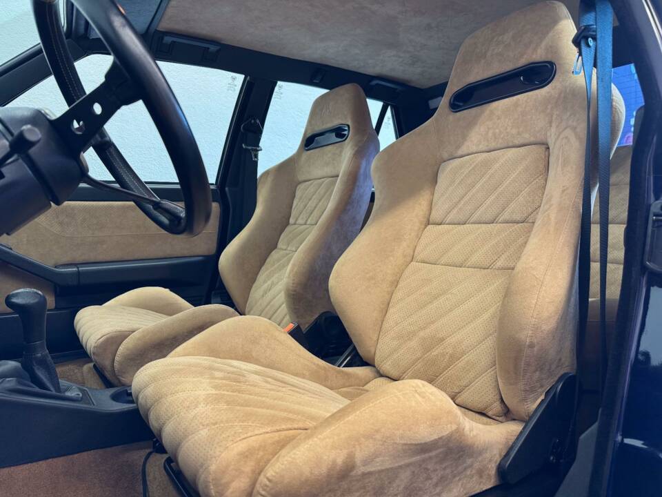 Immagine 18/66 di Lancia Delta HF Integrale Evoluzione II (1993)