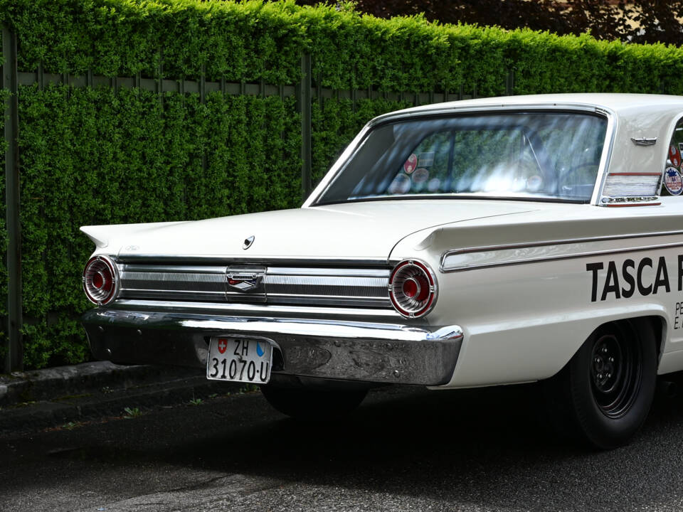 Image 36/70 of Ford Fairlane 500 (1963)