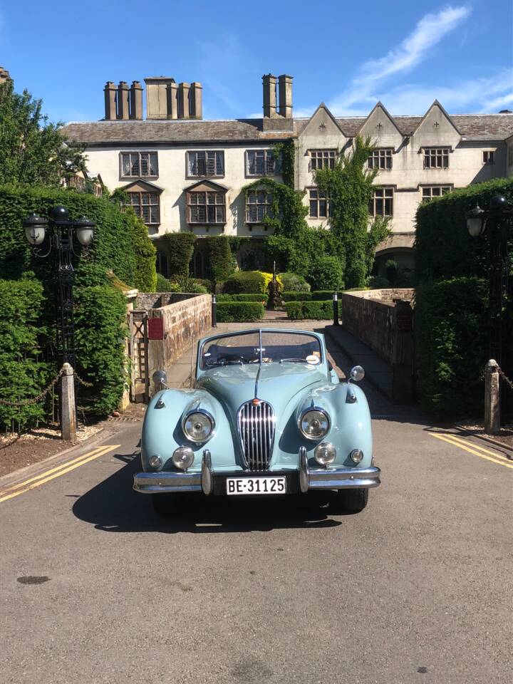 Image 12/22 of Jaguar XK 140 DHC (1954)