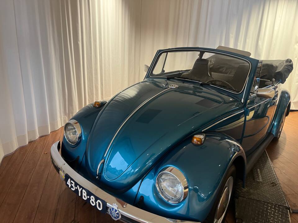Image 18/68 de Volkswagen Coccinelle 1302 LS (1972)