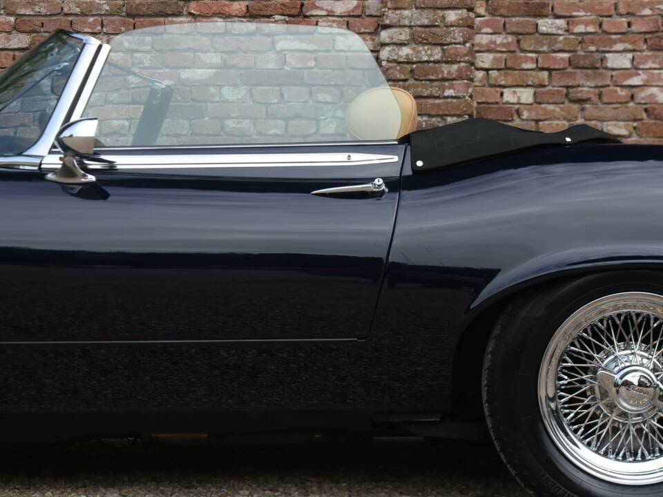 Bild 32/50 von Jaguar E-Type V12 (1973)