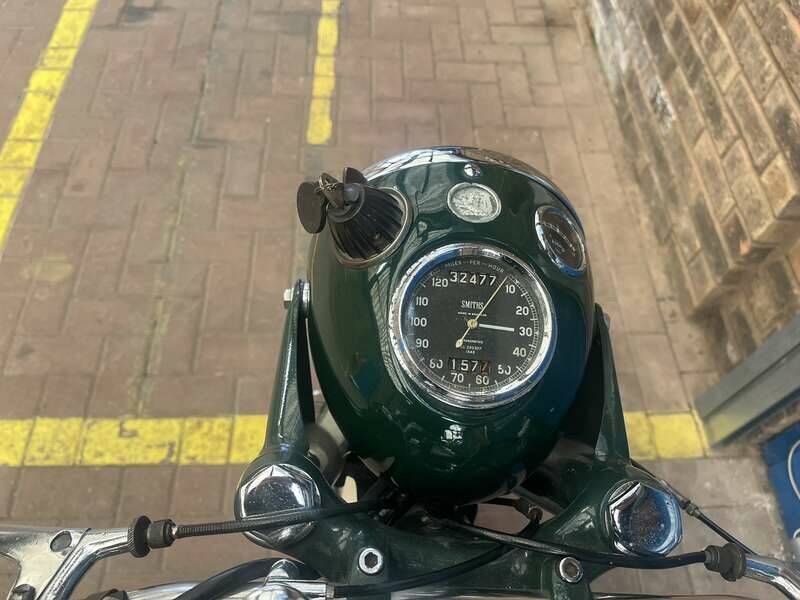 Image 7/17 of Norton DUMMY (1962)