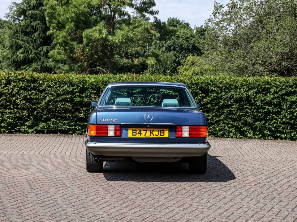 Immagine 13/44 di Mercedes-Benz 500 SE (1985)