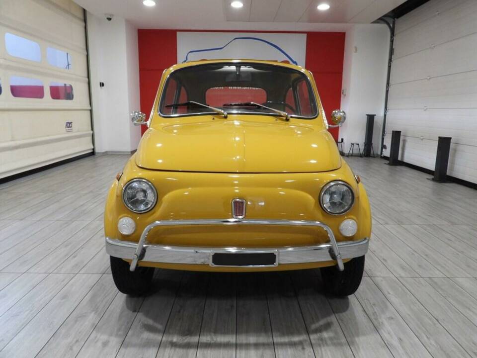 Image 2/15 of FIAT 500 L (1970)