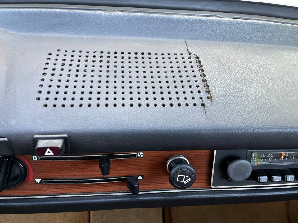 Bild 117/138 von Audi 80 GL (1974)