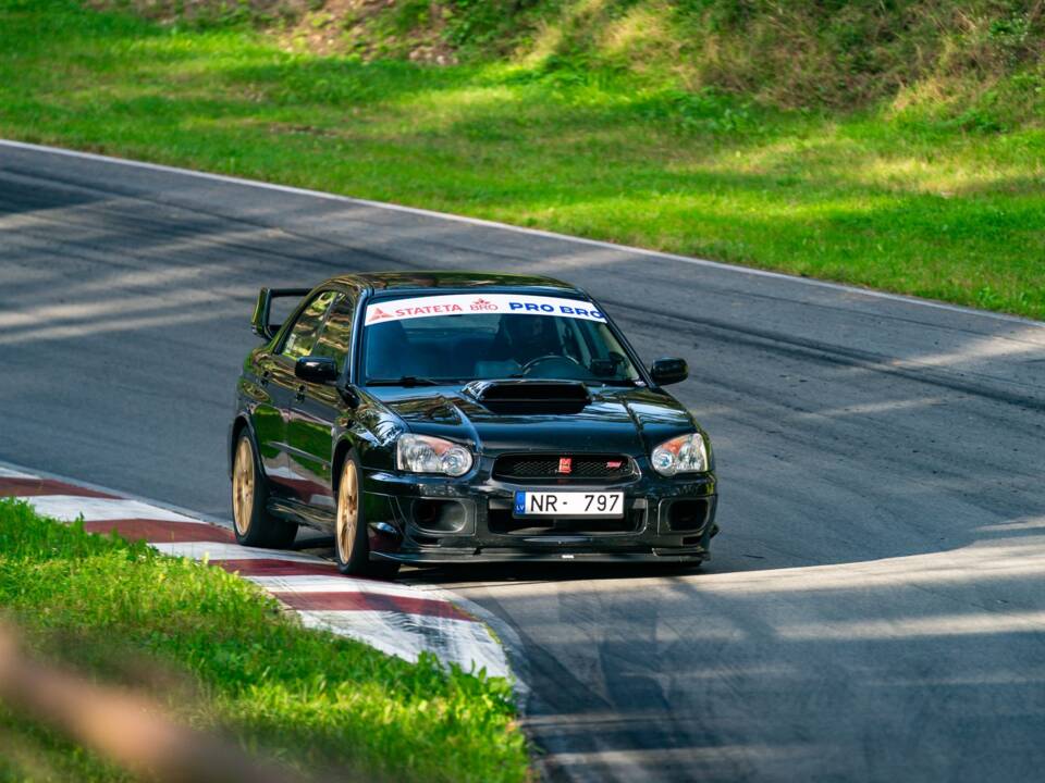 Image 3/8 of Subaru Impreza WRX STi (2004)