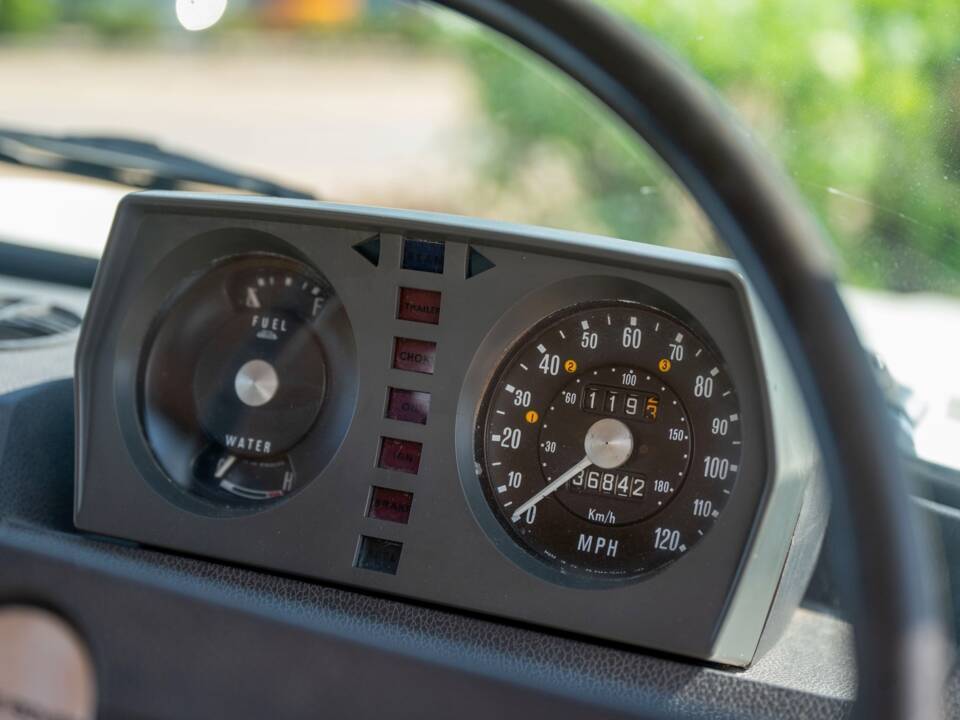 Immagine 17/41 di Land Rover Range Rover Classic 3.5 (1971)