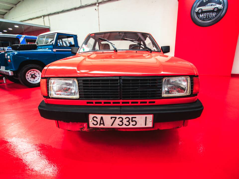 Image 2/12 of Skoda Rapid (1987)