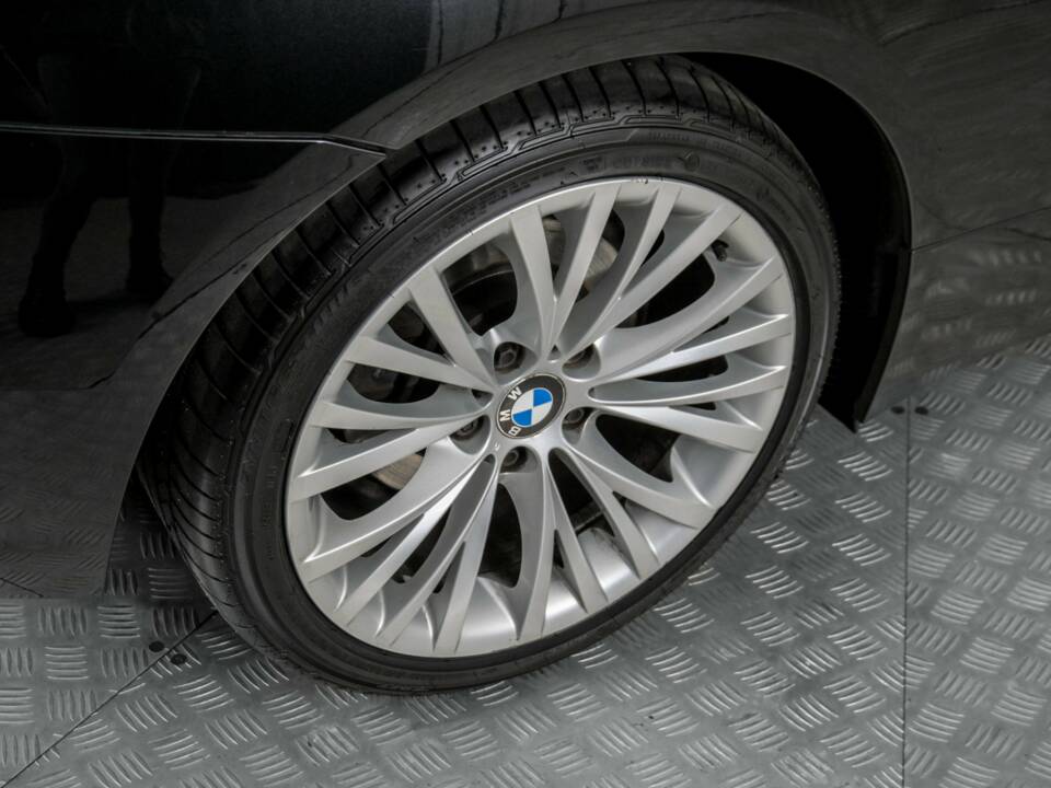 Image 33/50 of BMW Z4 sDrive23i (2009)