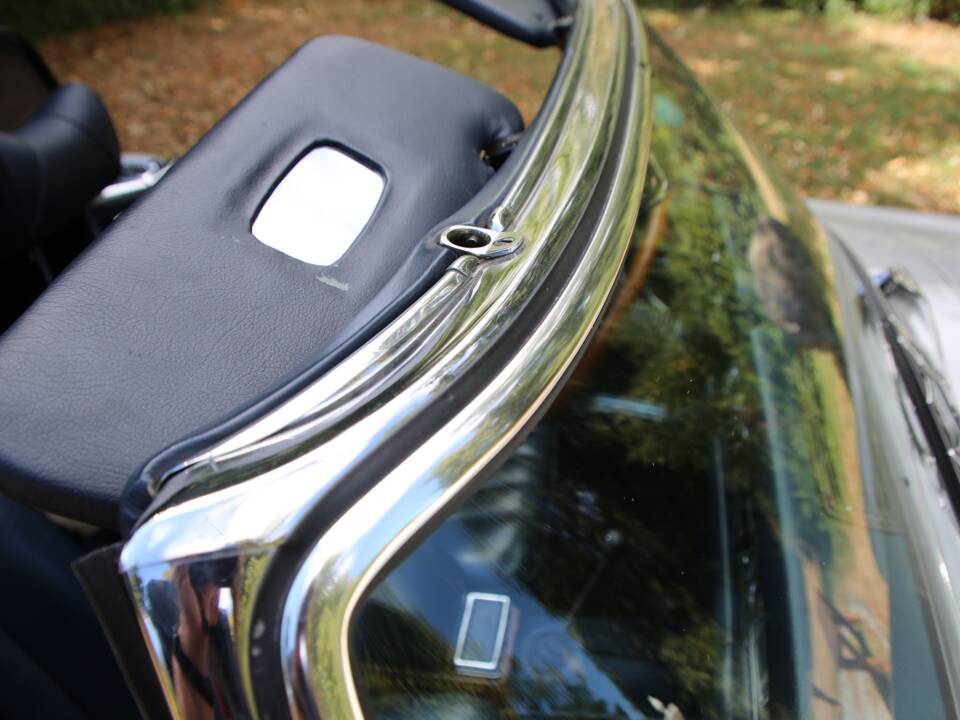 Image 26/37 of Mercedes-Benz 280 SL (1969)