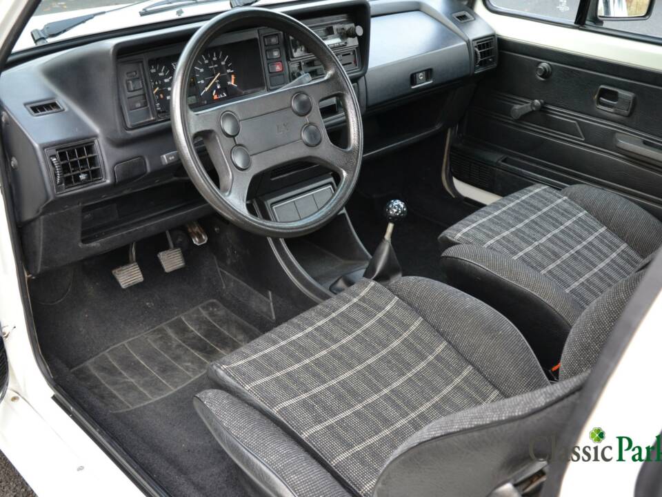 Image 21/50 de Volkswagen Golf Mk I 1.5 (1983)