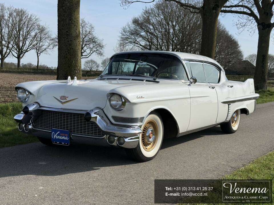 Bild 1/36 von Cadillac 62 Sedan DeVille (1957)