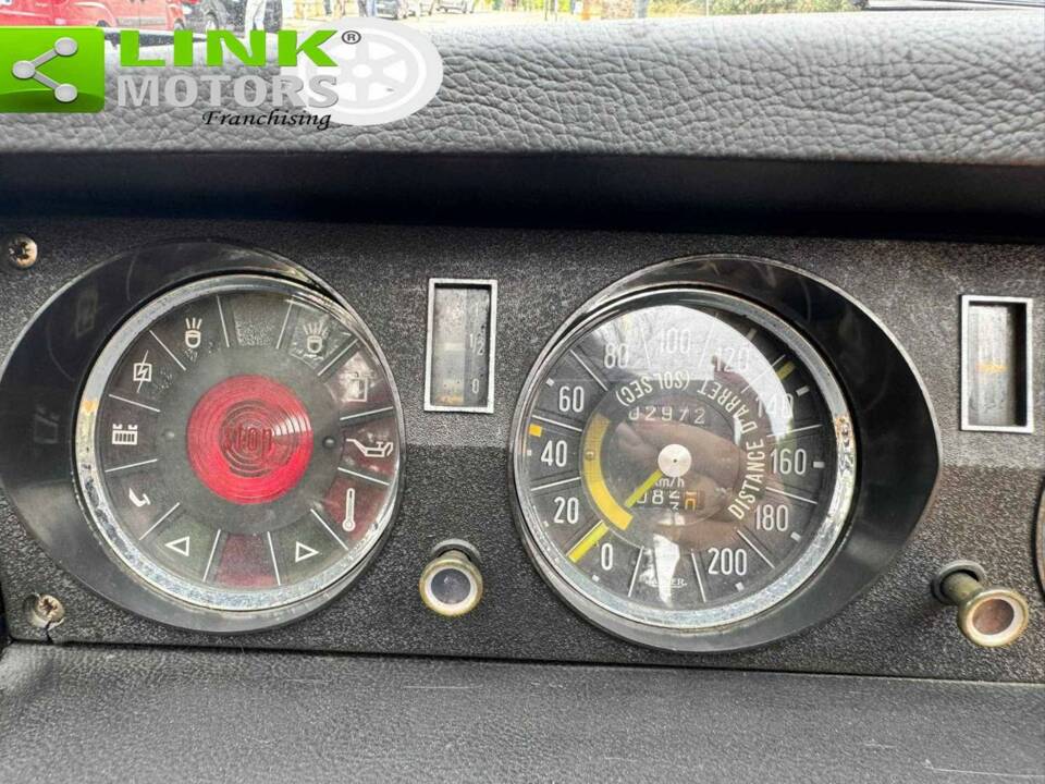 Image 9/29 of Citroën DS 21 (1972)