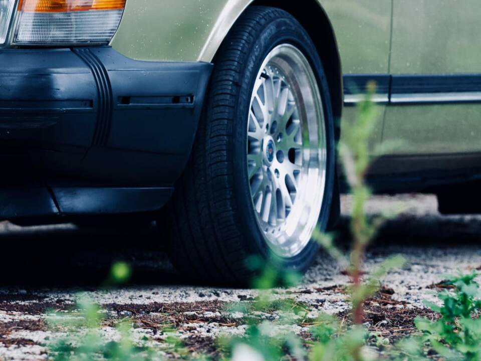 Image 25/50 of Saab 900 (1992)