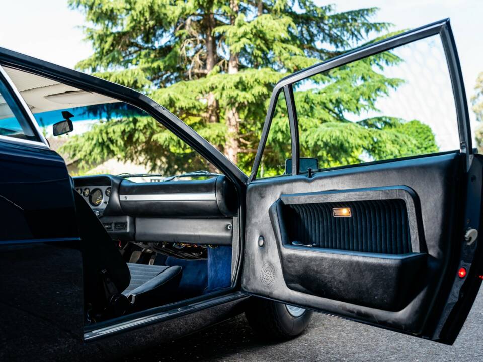 Image 21/22 of Ferrari Dino 308 GT4 (1977)