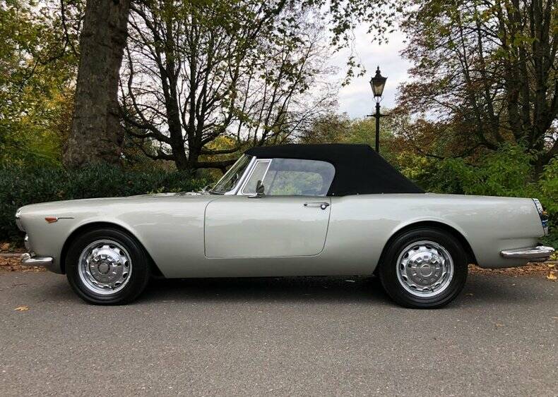 Bild 20/50 von Alfa Romeo 2600 Spider (1964)