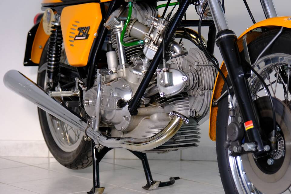 Afbeelding 22/96 van Ducati 750 Sport (1974)