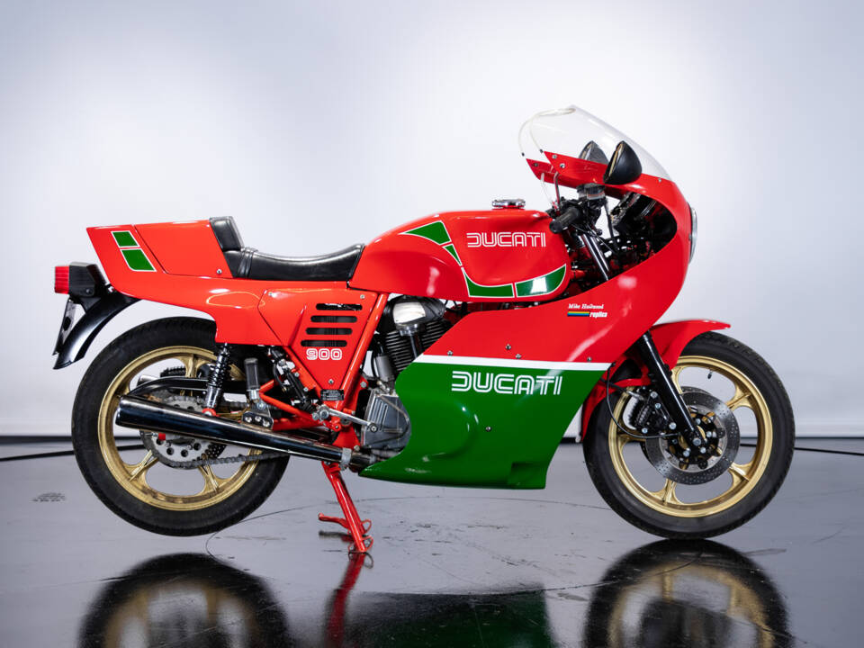 Immagine 6/50 di Ducati DUMMY (1984)