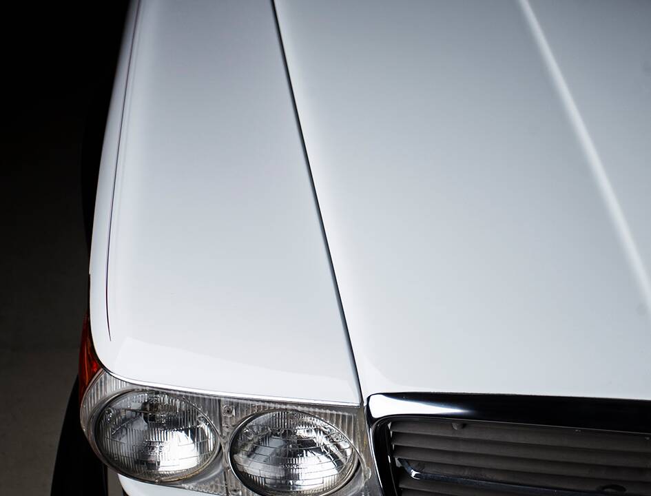 Image 41/48 of Mercedes-Benz 560 SL (1988)