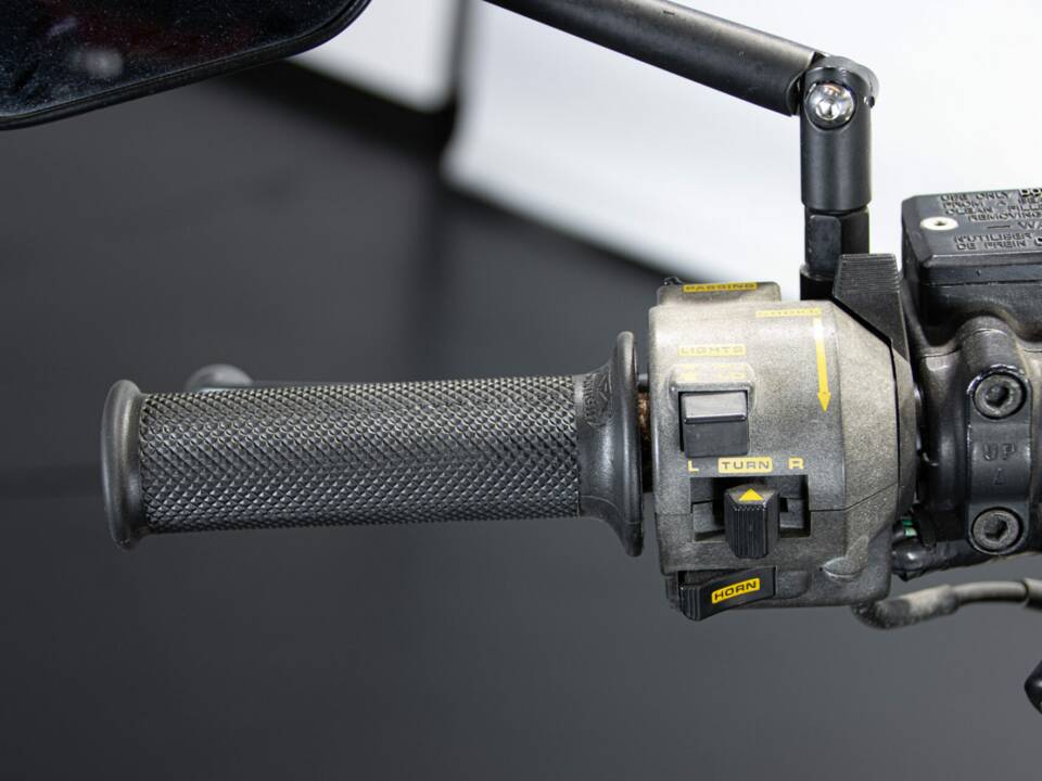 Bild 20/50 von Honda DUMMY (1987)