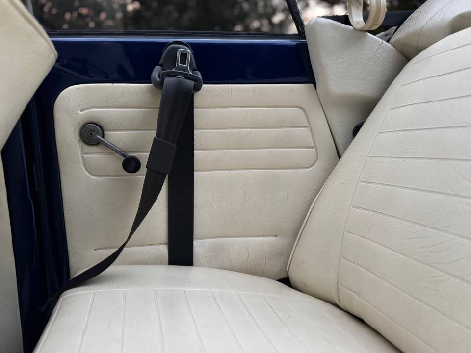Bild 32/35 von Volkswagen Beetle 1303 (1980)