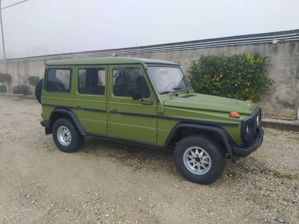 Image 1/5 of Mercedes-Benz 240 GD (kurz) (1983)