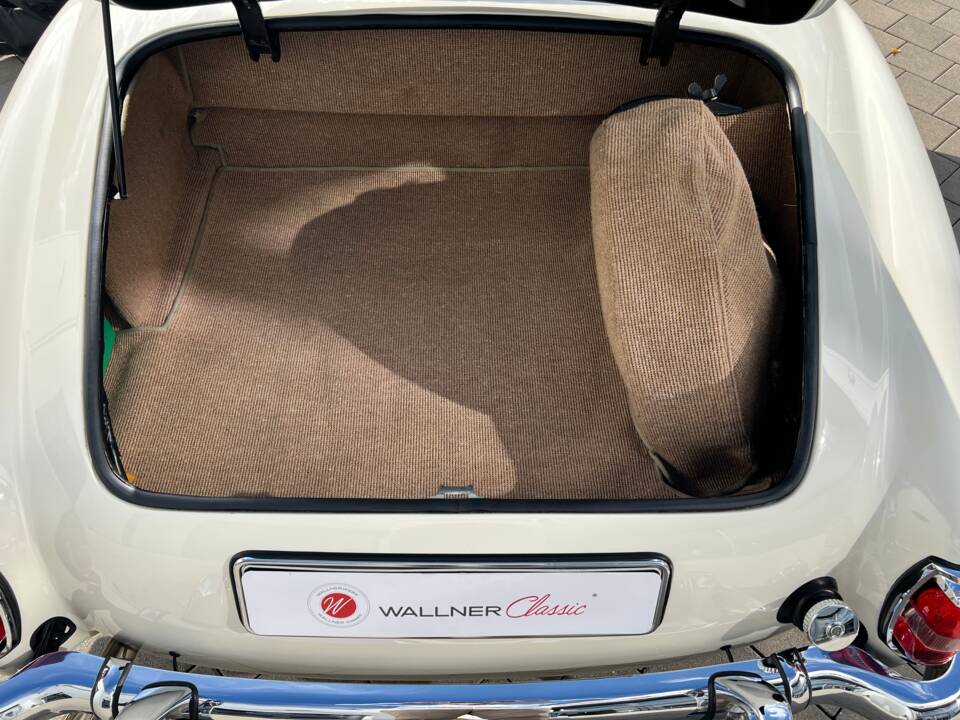 Afbeelding 16/28 van Mercedes-Benz 190 SL (1960)