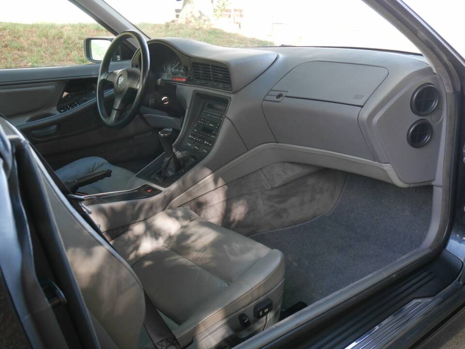 Immagine 26/32 di BMW 840Ci (1994)