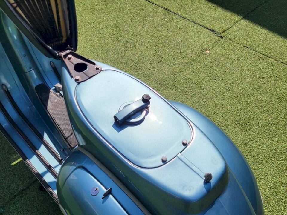Image 30/30 of Piaggio Vespa 150 (1962)