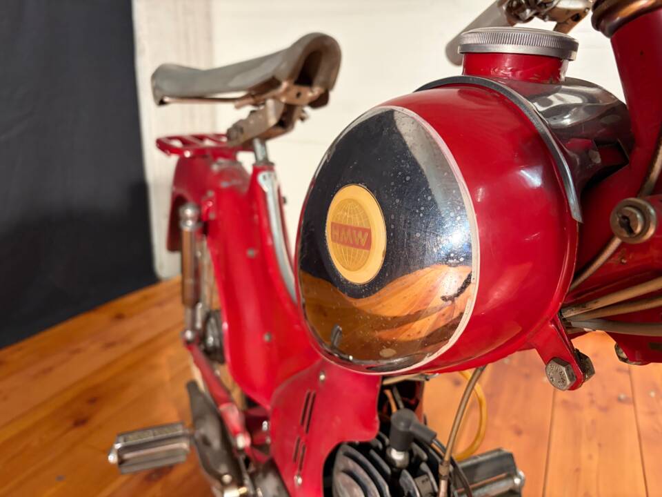 Image 17/18 of HMW 50 SL (1956)