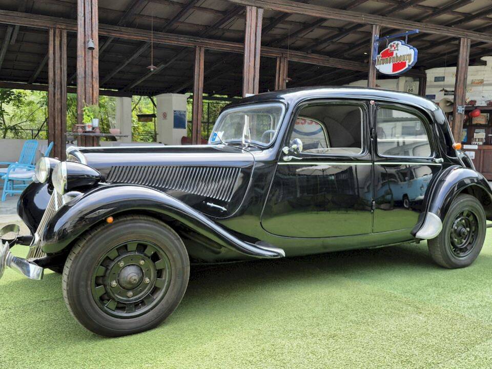 Image 1/47 of Citroën Traction Avant 11 BL (1955)