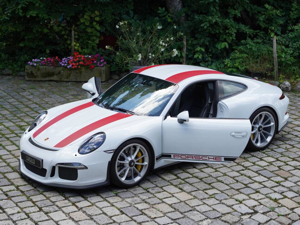 Image 19/24 de Porsche 911 R (2016)