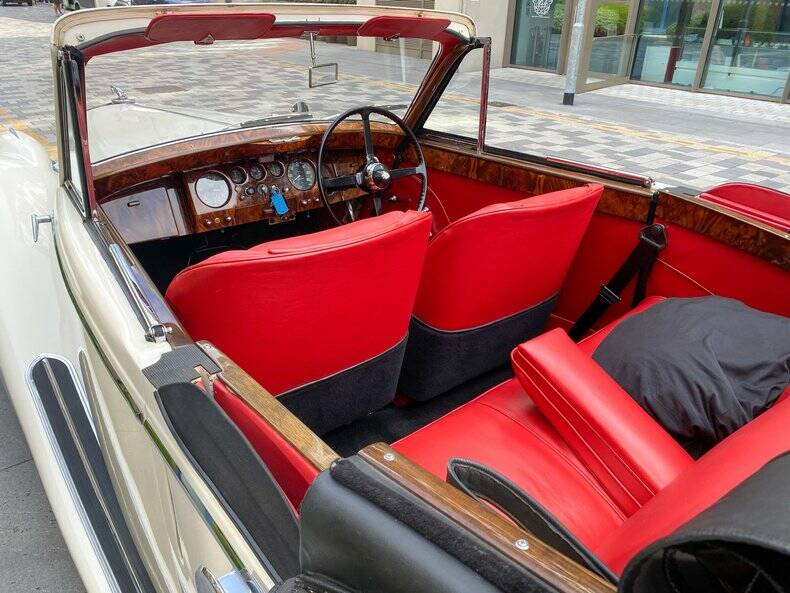 Image 25/50 de Jaguar Mk IV 3,5 Litre (1951)