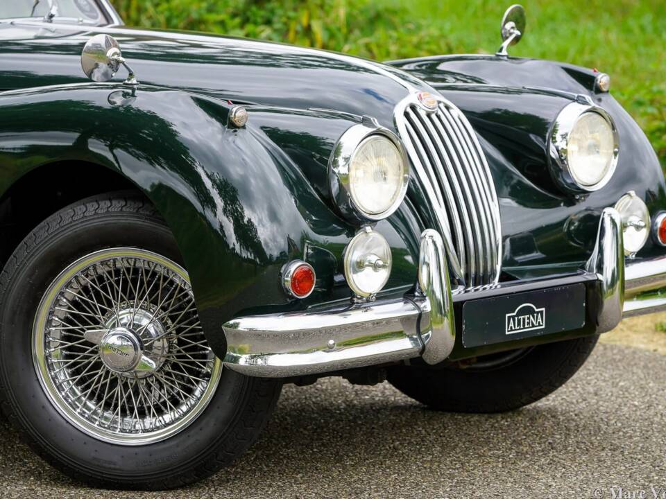 Afbeelding 10/59 van Jaguar XK 140 SE DHC (1955)