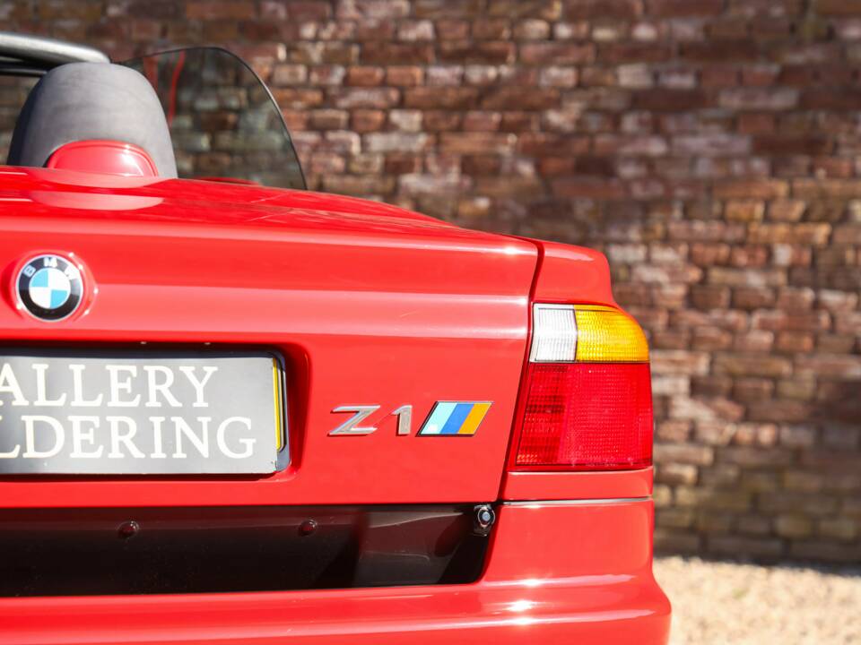 Bild 50/50 von BMW Z1 Roadster (1991)