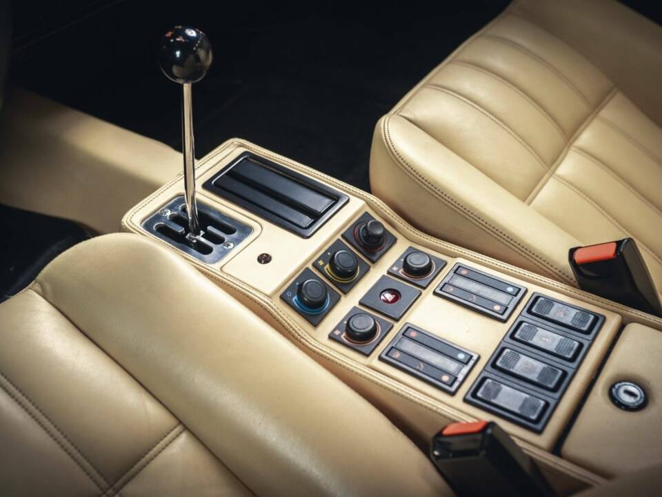 Bild 11/15 von Ferrari 328 GTS (1988)